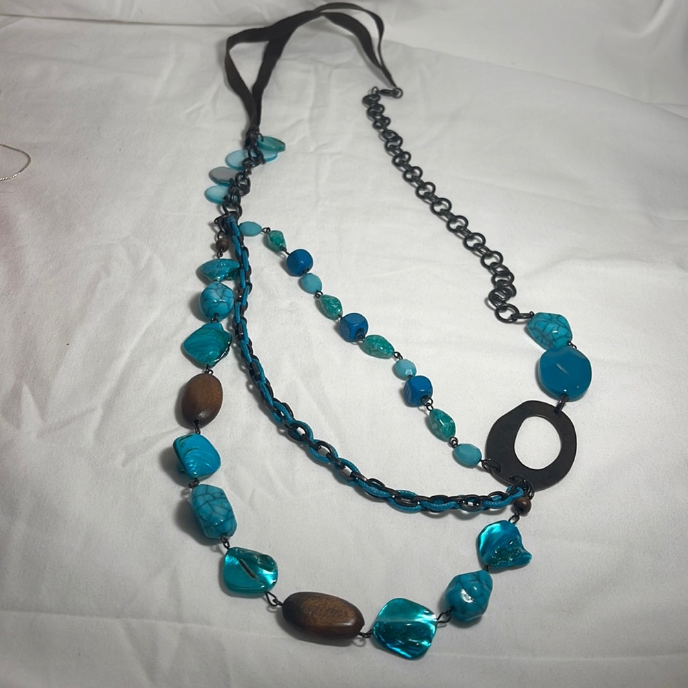 Beautiful Statement Necklace - image 1